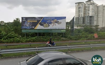 Free-Standing Billboard at Federal Highway, before Batu Tiga Toll