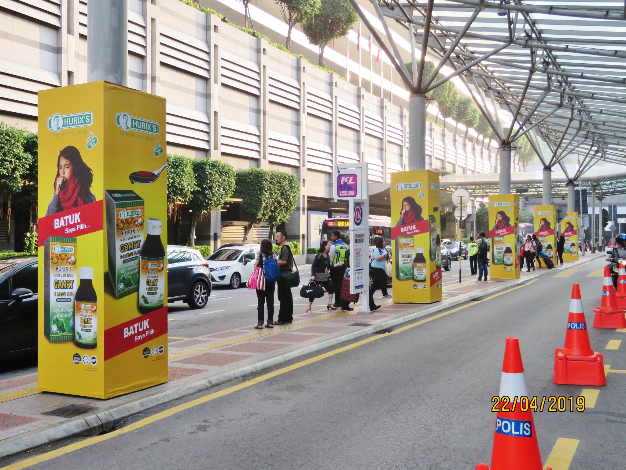 KL Sentral pillar graphics advertising