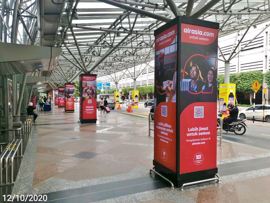 KL Sentral pillar lightbox advertising